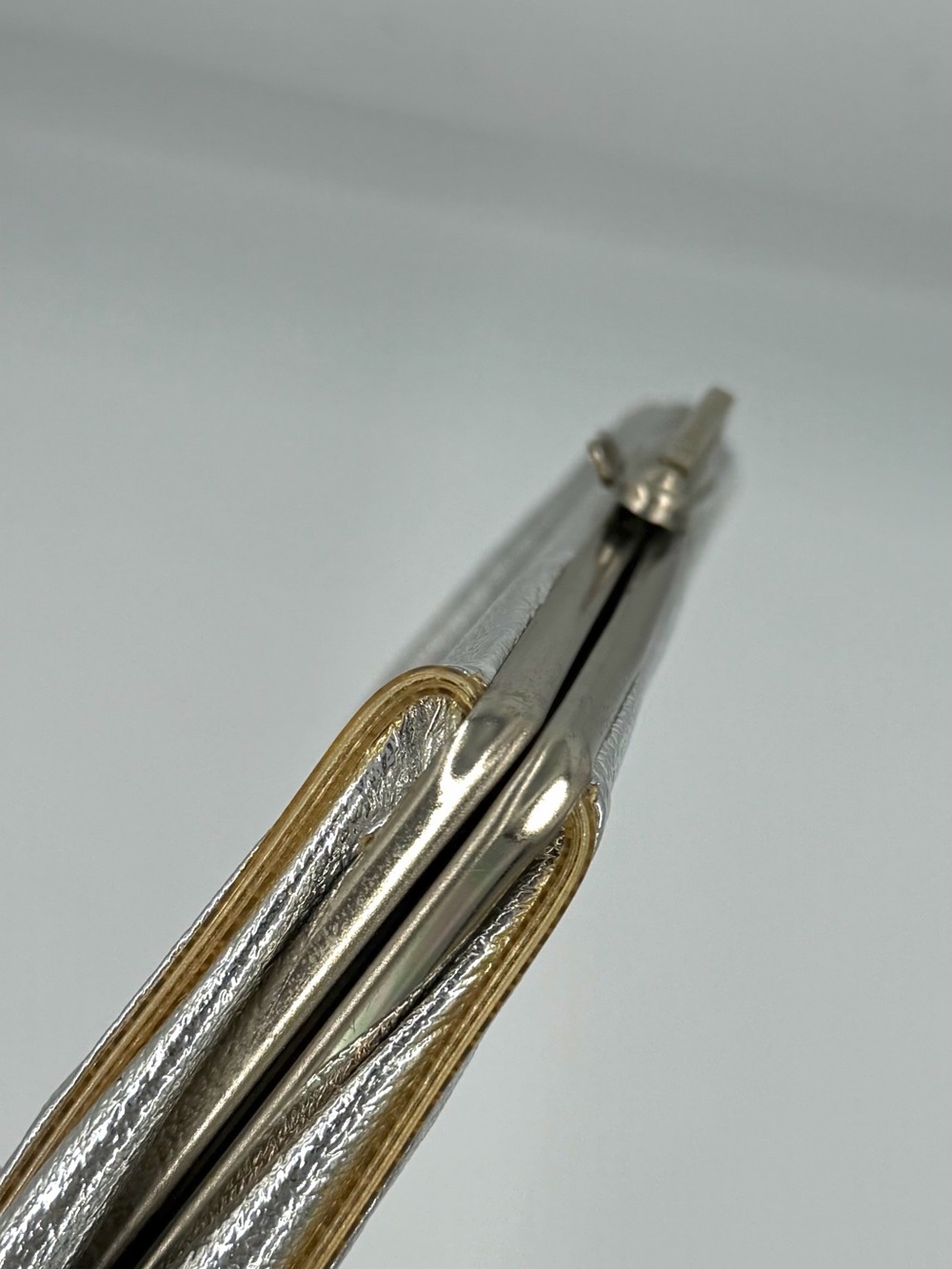 Vintage 1960s Silver Metallic Clutch Purse Chain Strap MCM Evening Bag - Picture 7 of 8